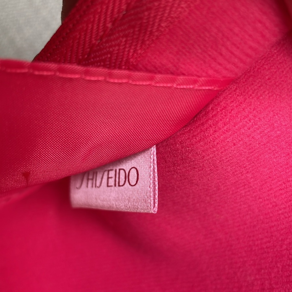 Shiseido pink cosmetics bag - Picture 7 of 13